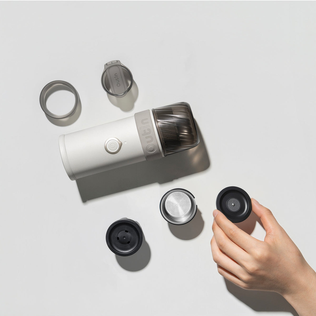 Deux façons de préparer votre café. Un seul kit à emporter.