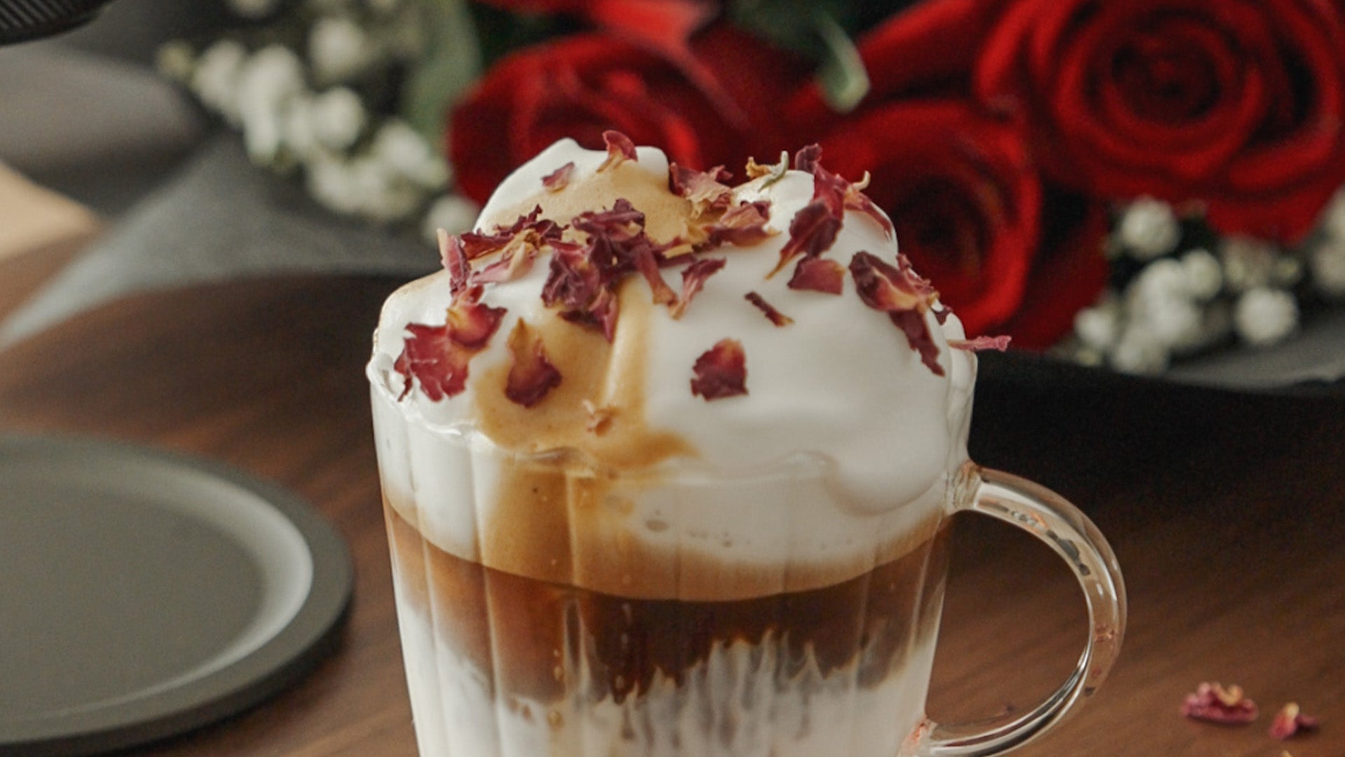 Mocha Frappuccino Recipe: Craft the Perfect Coffee-Chocolate Blend at Home